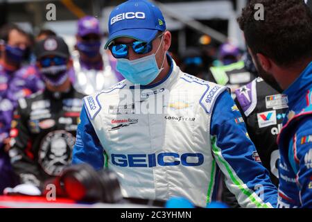 Lincoln, Alabama, USA. Juni 2020. Ty Dillon (13) macht sich bereit für den GEICO 500 im Talladega Superspeedway in Lincoln, Alabama. Kredit: Stephen A. Arce/ASP/ZUMA Wire/Alamy Live Nachrichten Stockfoto