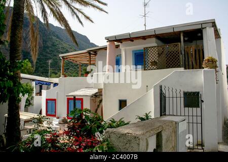 Insel Stromboli populäre Architektur. Äolischen Inseln in Sizilien (Italien) Stockfoto