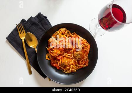 Spaghetti und Fleischbällchen Stockfoto