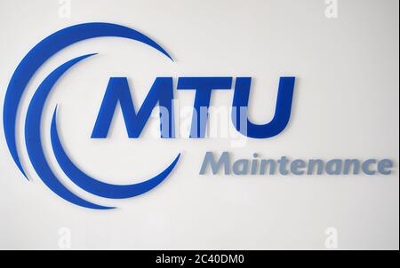 Ludwigsfelde, Deutschland. Juni 2020. Das Logo der MTU Maintenance Berlin-Brandenburg GmbH. Quelle: Patrick Pleul/dpa-Zentralbild/ZB/dpa/Alamy Live News Stockfoto