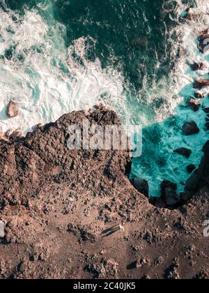 Luftaufnahme von Pont Naturel Mauritius. Natursteinbrücke, Attraktion der südlichen Küste in Mauritius Stockfoto