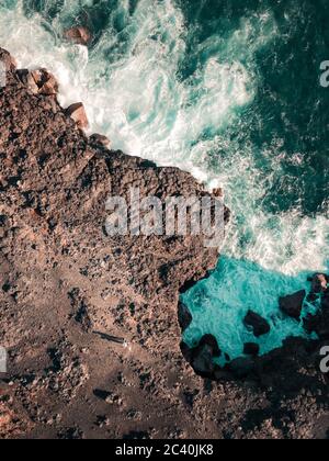 Luftaufnahme von Pont Naturel Mauritius. Natursteinbrücke, Attraktion der südlichen Küste in Mauritius Stockfoto