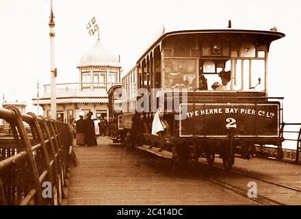 Herne Bay Pier Straßenbahn, wahrscheinlich Anfang des 20. Jahrhunderts Stockfoto