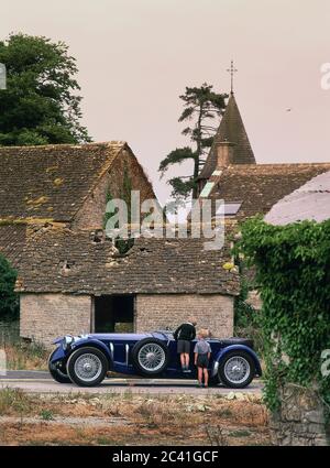 1930er Jahre Invicta 4 1/2 Liter Low Chassis Typ S. Karosserie von Carbodies. Stockfoto