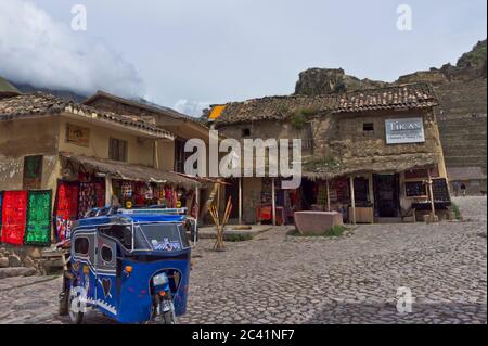 Ollantaytambo, traditionelle Geschäfte, Cuzco, Sacred Valley, Peru Stockfoto