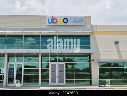 Houston, Texas/USA 12/20/2019: Außenansicht des Büros von Ubeo Business Services in Houston, TX. Unternehmen für die Integration von Geschäftstechnologien. Stockfoto