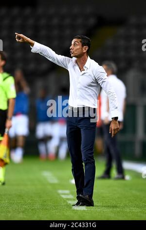 Turin, Italien - 23. Juni 2020: Moreno Longo, Cheftrainer des FC Turin, Gesten während der Serie A Fußballspiel zwischen Turin FC und Udinese Calcio. Quelle: Nicolò Campo/Alamy Live News Stockfoto