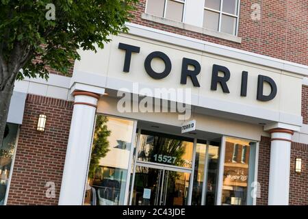 Ein Logo vor einem Torrid-Einzelhandelsgeschäft in Bowie, Maryland, am 8. Juni 2020. Stockfoto