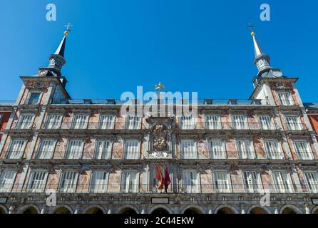 Detail der Fassade von La Casa de la Panaderia, Bäckerei Haus, ein Gebäude auf der Nordseite der Plaza Mayor, Hauptplatz, im Zentrum von Madrid, Stockfoto