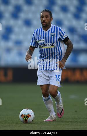 Lucas Castro (Spal) während des italienischen 'Serie A'-Spiels zwischen Spal 0-1 Cagliari im Paolo Mazza-Stadion am 23. Juni 2020 in Ferrara, Italien. Quelle: Maurizio Borsari/AFLO/Alamy Live News Stockfoto