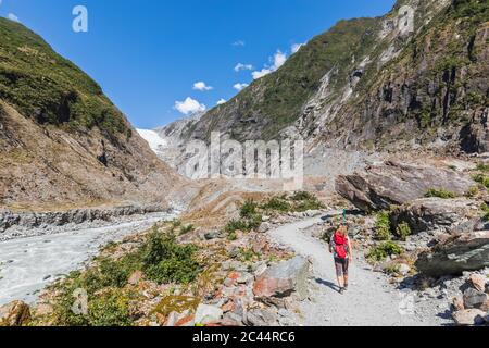 Neuseeland, Westland District, Franz Josef, Backpacker-Wanderinnen im Franz Josef Glacier Stockfoto