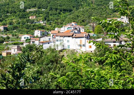 Scala (Salerno, Italien) - die Trekking-Route von Scala nach Ravello an der Amalfiküste ist sowohl Experten und Anfänger gewidmet: Etwa 10 km Wege wetten Stockfoto