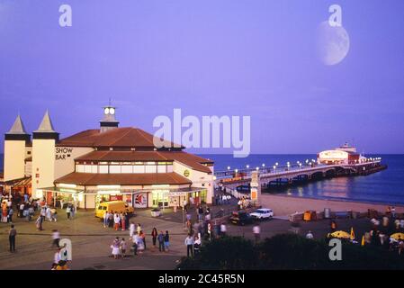 Pleasure Pier in Bournemouth, Dorset, England, UK. Ca. 80er Stockfoto