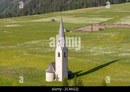 Alte Kirche in Kails bin Grosglockner Stockfoto