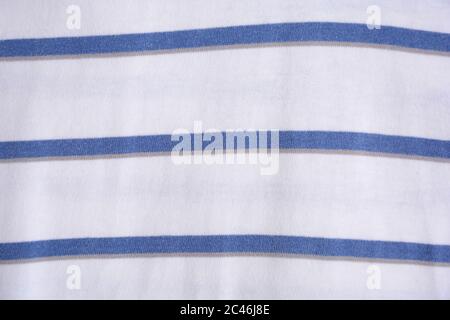 Textur Hintergrund von gestreiften Vintage-Shirt. Blau-weißer Streifen Stockfoto