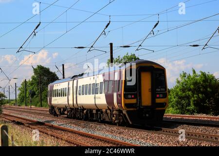 158 773 EMR Regional, East Midlands Train, Newark on Trent, Nottinghamshire, England; Großbritannien Stockfoto