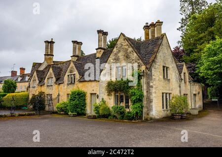 Cirencester; Cottages; Gloucestershire; Großbritannien Stockfoto