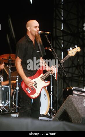 Queens of the Stoneage beim Leeds Festival 2001. Stockfoto