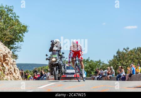 Col du Serre de Tourre, Frankreich - Juli 15,2016: Der belgische Radfahrer Thomas De Gendt vom Lotto-Soudal Team fährt während einer individuellen Zeitfahrphase in Stockfoto