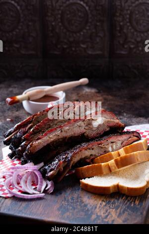 Grillfleisch mit Rinderbrust Stockfoto