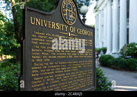 Historische Markierung auf dem Campus Nord der Universität von Georgien in Athen, Georgia. (USA) Stockfoto