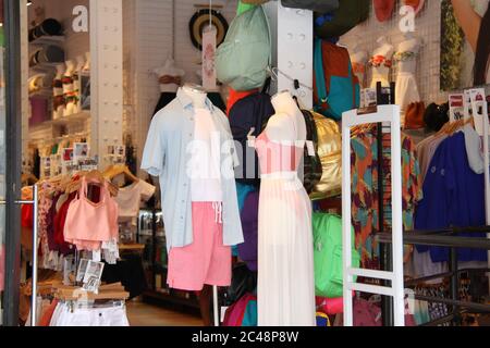 Im American Apparel Bekleidungsgeschäft in der Oxford Street 82 in Sydney. Stockfoto