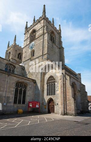 Kings Lynn Kirche, Blick auf St. Margaret's Kirche, auch bekannt als das Münster, in Saturday Market Place im historischen Zentrum von King's Lynn, Norfolk, Großbritannien Stockfoto