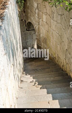 Treppe im Livadia Park, Russland Stockfoto