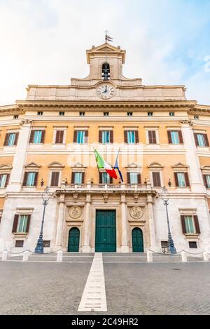 Montecitorio Palast, Sitz der italienischen Abgeordnetenkammer. Italienisches Parlamentsgebäude, Rom, Italien. Stockfoto