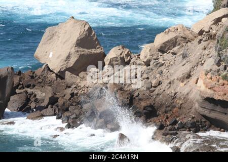 Isola di Ventotene - die Insel ist für die spiaggia di Parata Grande bestimmt Stockfoto