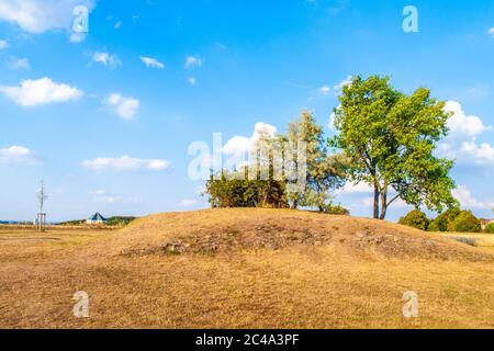 White Mountain Memorial, Bila Hora. Steinpyramide an der Stelle der Schlacht am Weißen Berg - 1620, Prag, Tschechische Republik. Stockfoto