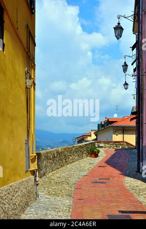 Verkürzung in Imperia porto Maurizio Liguria Italien Stockfoto