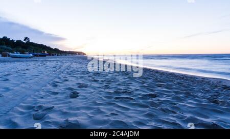 Sonnenuntergang am Strand von Heringsdorf auf Insel Usedom Stockfoto