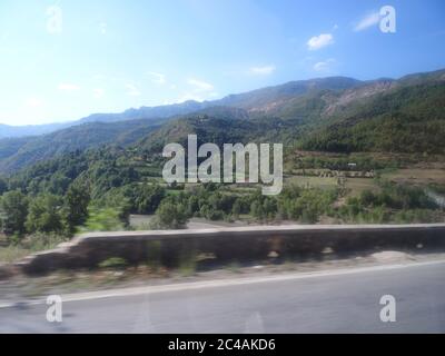 Albanische Traditionen und schöne Architektur können Sie in Elbasan sehen. Schöner Ort, um während der Ferien zu besuchen Stockfoto