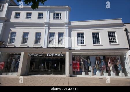 Topshop und Topman in Cheltenham, Gloucestershire, Großbritannien Stockfoto