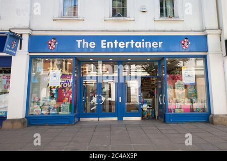 Der Entertainer-Shop in Cheltenham, Gloucestershire in Großbritannien Stockfoto