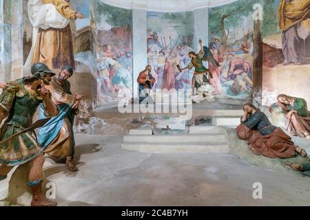 Terrakotta-Figuren, Judas verrät Jesus und Jesus' Gebet auf dem Ölberg, Kapelle VI, Sacro Monte di Varese Pilgerweg, Barock, UNESCO Stockfoto