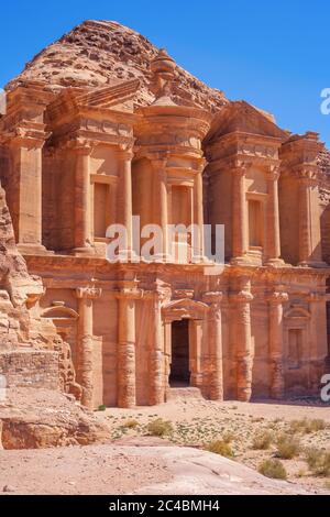 Al Deir, das Kloster, 2. Jahrhundert v. Chr., alte Nabatäische Stadt Petra, Jordanien Stockfoto