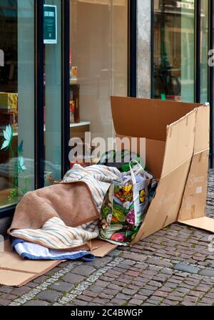 Obdachlose in der Innenstadt, Deutschland, Nordrhein-Westfalen, Aix-la-Chapelle Stockfoto