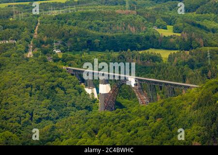 Müngstenbrücke, höchste Eisenbahnbrücke Deutschlands, 05.06.2019, Luftaufnahme, Deutschland, Nordrhein-Westfalen, Bergisches Land, Solingen Stockfoto