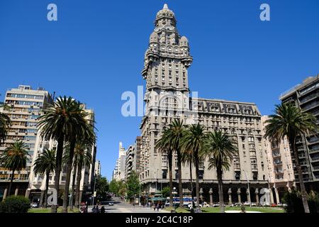 Uruguay Montevideo - Salvo Palast an der Plaza Independencia - Independence Square Stockfoto