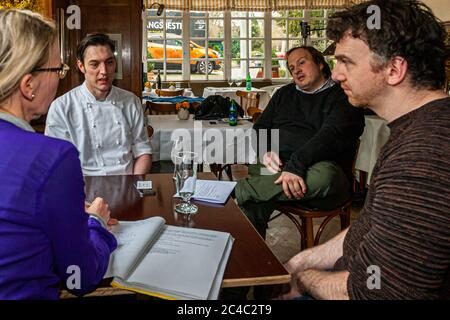 Andy Vorbusch, Patrick von Vacano und Rene Frank beim Rheingau Gourmet Festival in Hattenheim, Eltville am Rhein Stockfoto