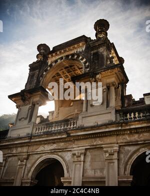 Architektonisches Detail des Atriums des Parque Lage, einem öffentlichen Park in der Stadt Rio de Janeiro, im Jardim Botânico Viertel am foo Stockfoto