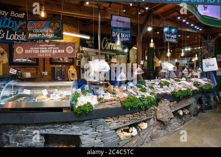 Frische Meeresfrüchte zum Verkauf auf dem berühmten Borough Market in London Stockfoto