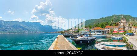 Boote in Prcanj Stockfoto