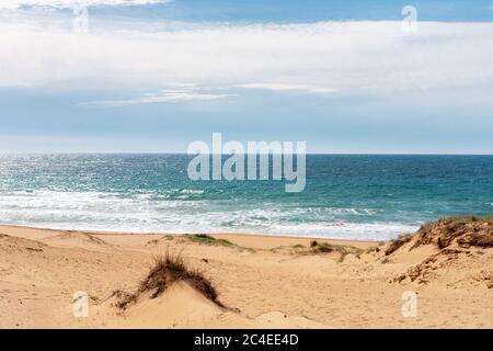 Seesgebiet mit Sandstrand am Korission See und Wüste in Korfu, Griechenland Stockfoto