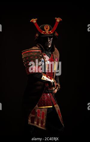 Porträt eines Samurai in Rüstung Stockfoto