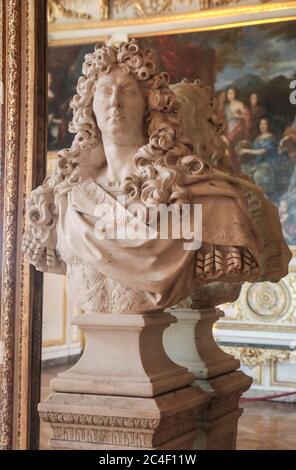 WIEDERERÖFFNUNG DES SCHLOSSES VON VERSAILLES NACH DER ABSPERRUNG Stockfoto