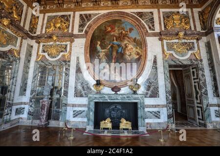 WIEDERERÖFFNUNG DES SCHLOSSES VON VERSAILLES NACH DER ABSPERRUNG Stockfoto