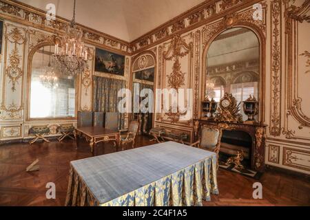 WIEDERERÖFFNUNG DES SCHLOSSES VON VERSAILLES NACH DER ABSPERRUNG Stockfoto